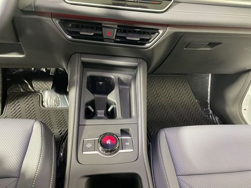 New 2026 Volkswagen Tiguan SE image 17