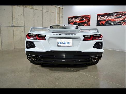 Used 2023 Chevrolet Corvette Stingray Preferred Cpe w/ Z51 Performance Package RWD image 6