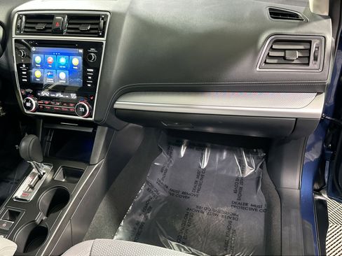 Used 2019 Subaru Outback 2.5i Premium image 36