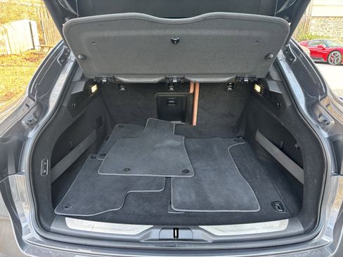 Used 2019 Maserati Levante GranLusso image 15