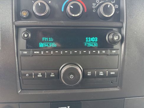 Used 2024 Chevrolet Express 3500 LS image 15