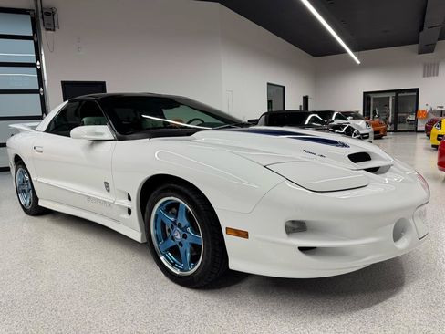 Used 1999 Pontiac Firebird Formula RWD image 21