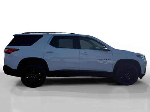 Used 2020 Chevrolet Traverse LT w/ LPO, Blackout Package image 6