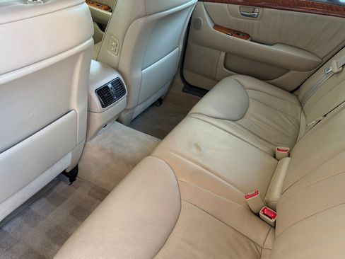 Used 2005 Lexus LS 430 RWD image 15