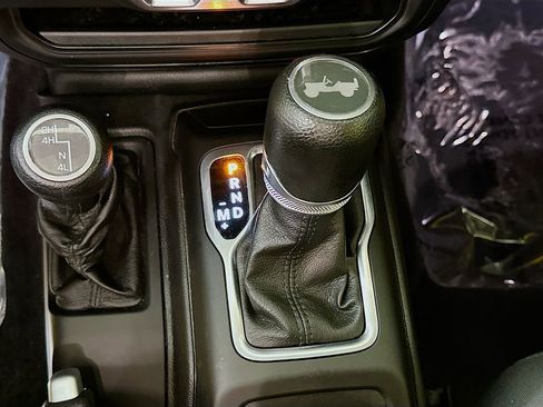 Certified 2021 Jeep Wrangler Unlimited Sport image 26