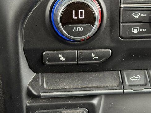 Used 2020 Chevrolet Silverado 2500 LT w/ Convenience Package image 20