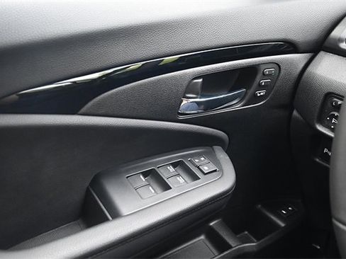 Certified 2022 Honda Pilot Touring image 19