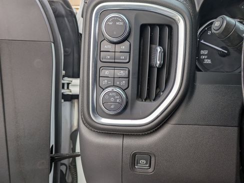 Used 2020 GMC Sierra 1500 SLT w/ SLT Premium Plus Package image 22