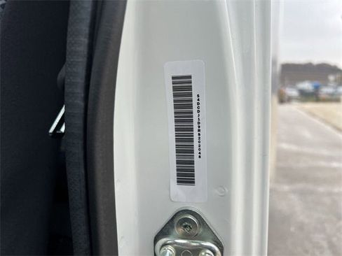 New 2024 Chevrolet Low Cab Forward image 31