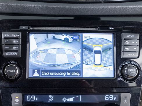 Used 2017 Nissan Rogue SL image 38