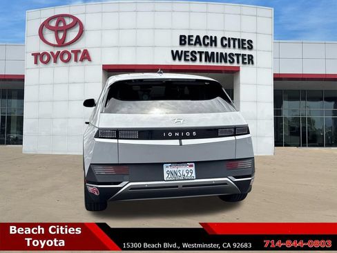 Used 2024 Hyundai Ioniq 5 SE RWD image 9