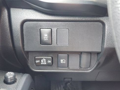 Used 2022 Toyota Tacoma SR w/ SR Convenience Package RWD image 23