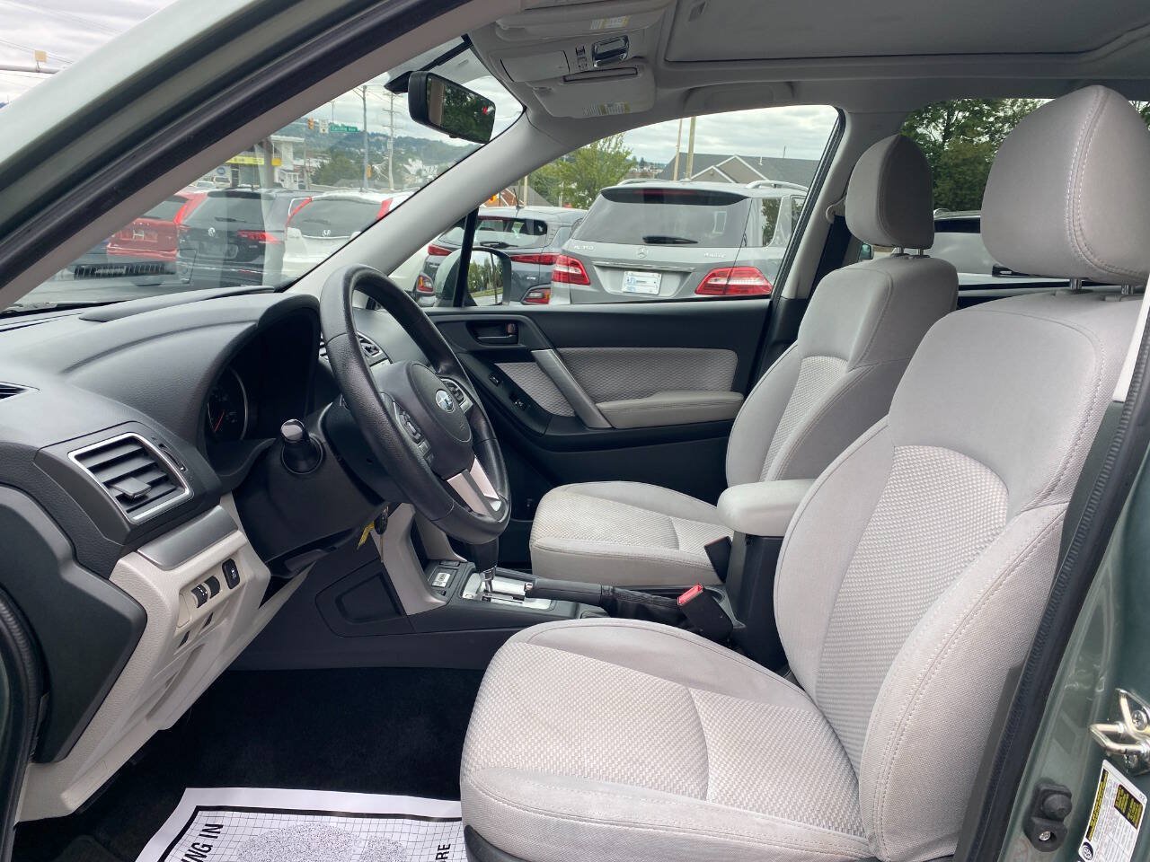 Used 2018 Subaru Forester 2.5i Premium w/ Protection Package #1 AWD/4WD image 9