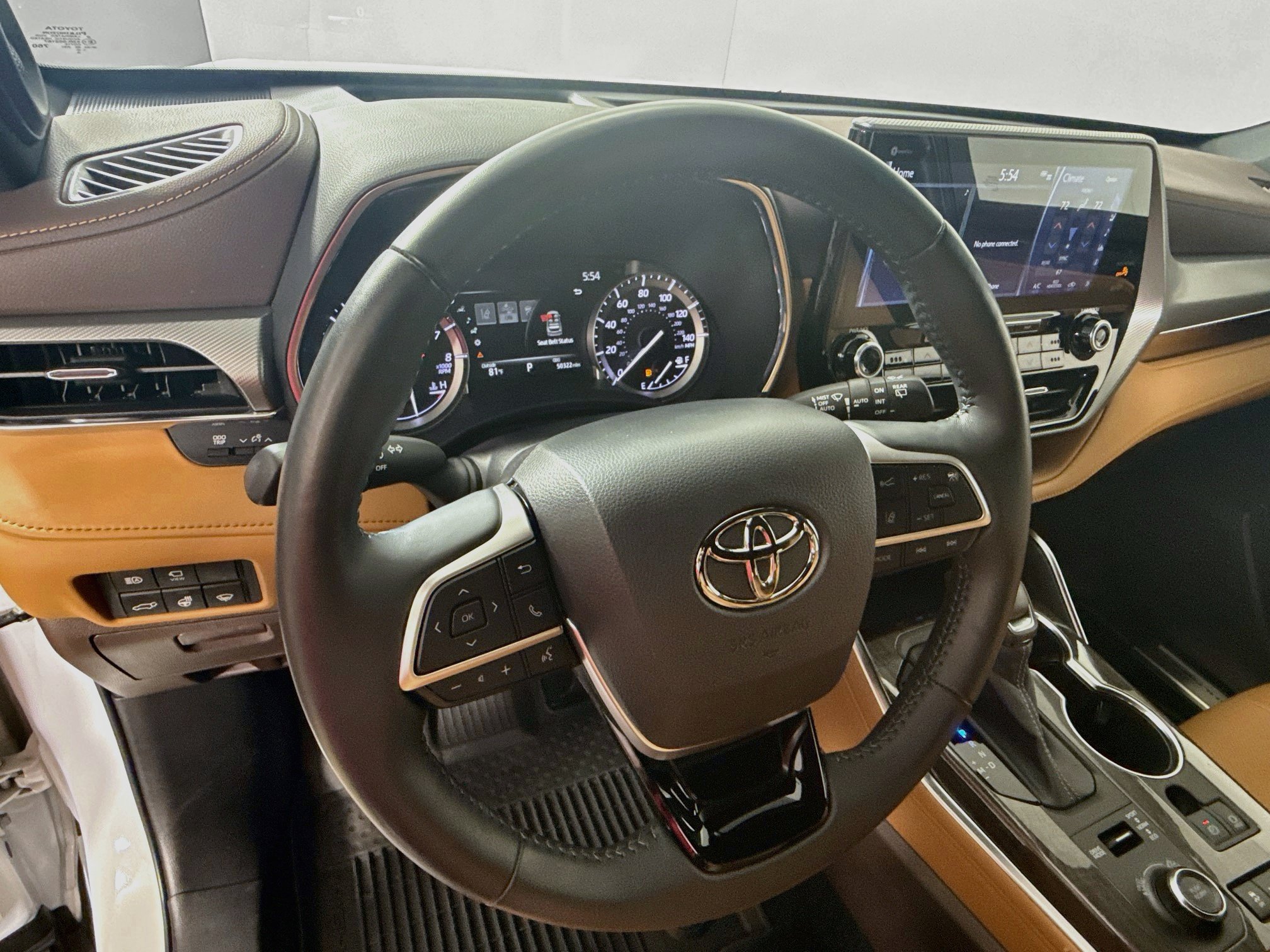 Used 2022 Toyota Highlander Platinum AWD/4WD image 11