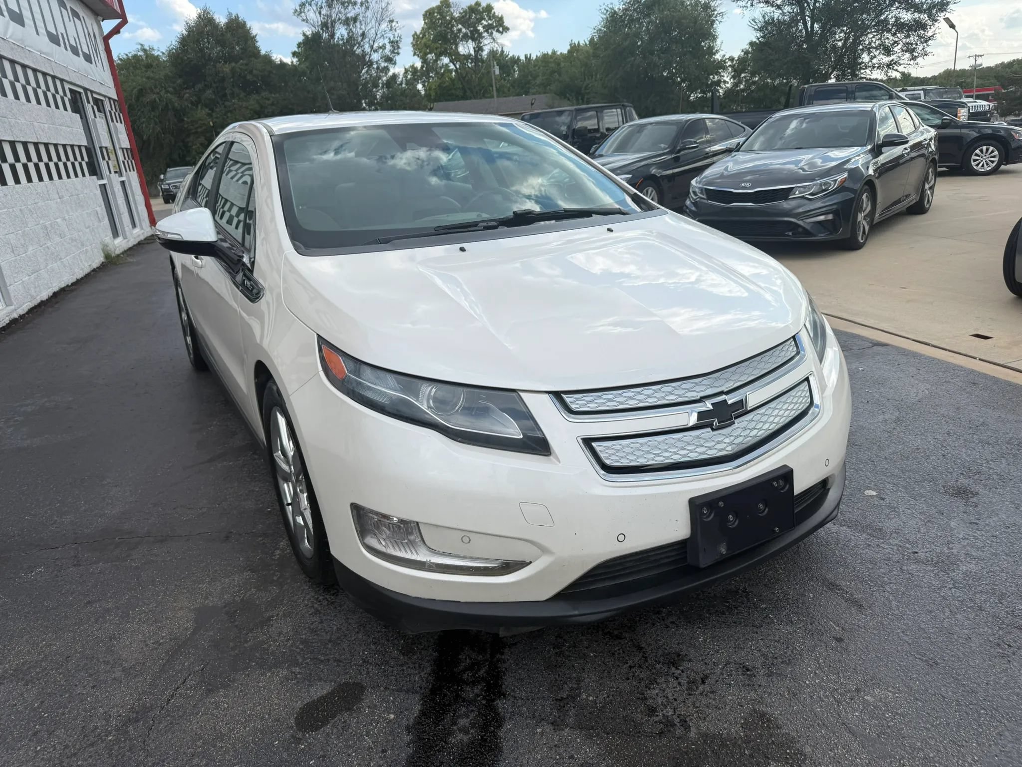 Used 2013 Chevrolet Volt Premium w/ Premium Trim Package FWD image 13