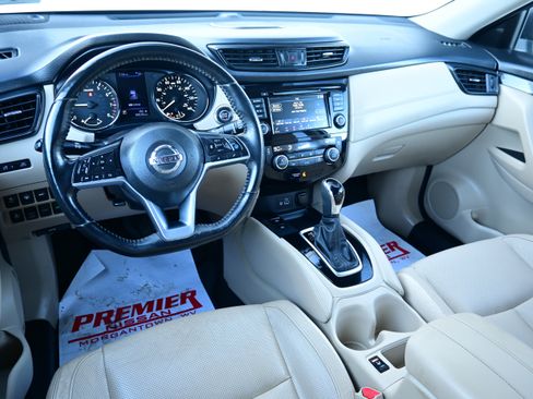 Used 2018 Nissan Rogue SL w/ Premium Package image 20