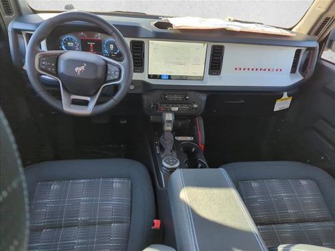 New 2025 Ford Bronco Heritage Edition image 16