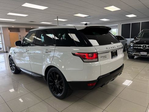 Used 2015 Land Rover Range Rover Sport HSE AWD/4WD image 2