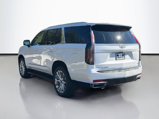 Used 2023 Cadillac Escalade Premium Luxury AWD/4WD image 5