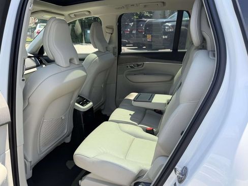 Used 2024 Volvo XC90 T8 Plus w/ Protection Package AWD/4WD image 15