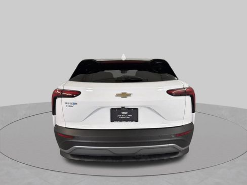 Used 2025 Chevrolet Blazer EV LT FWD image 7