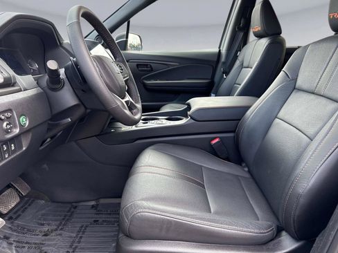 Certified 2024 Honda Passport TrailSport image 22