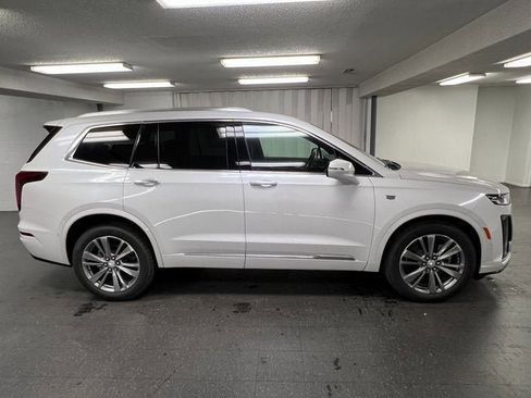 New 2025 Cadillac XT6 Premium Luxury w/ Technology Package image 3