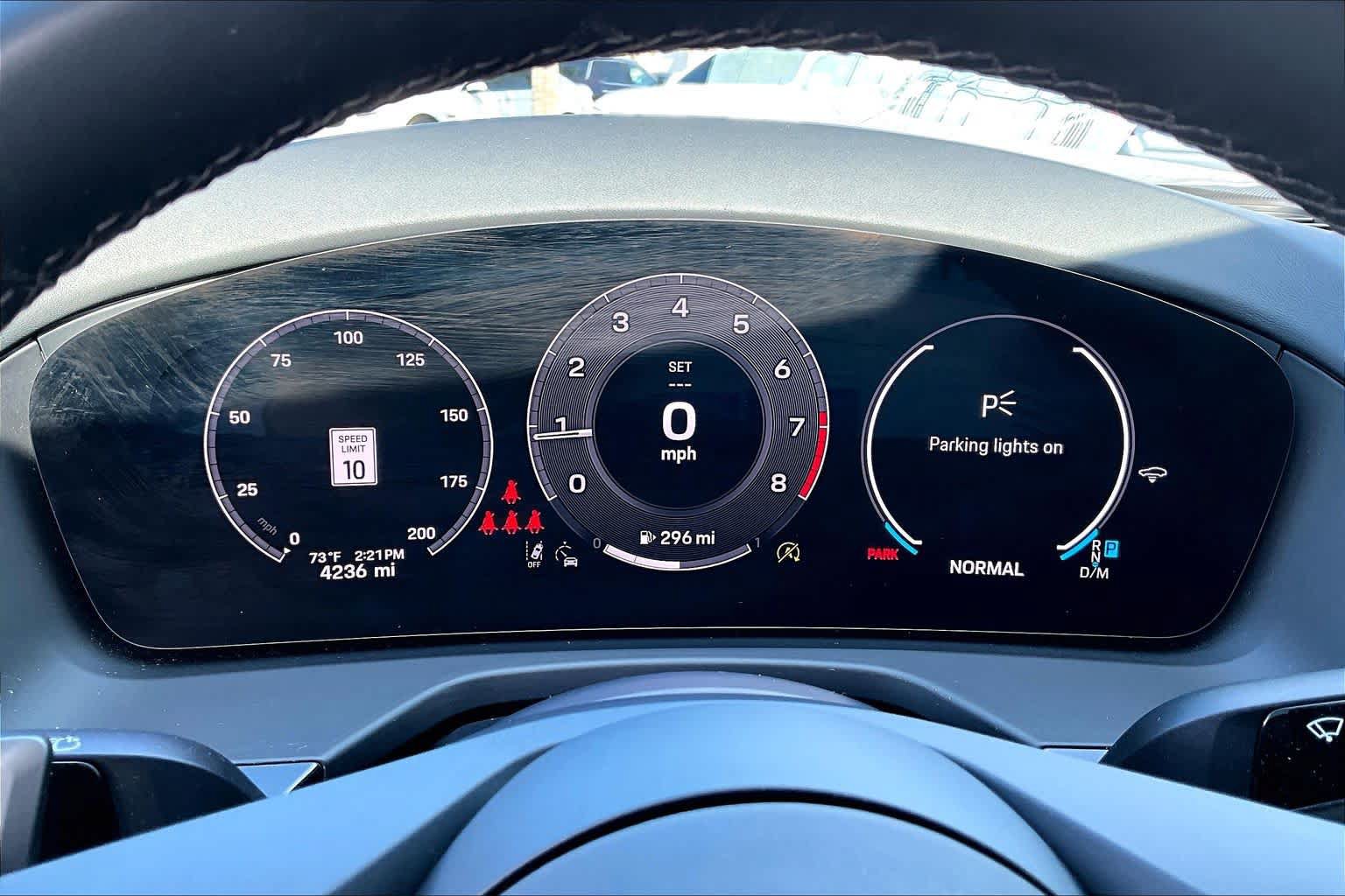 Used 2025 Porsche Panamera 4 AWD/4WD image 26