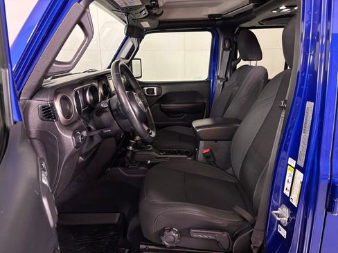 Used 2019 Jeep Wrangler Unlimited Sport S AWD/4WD image 15
