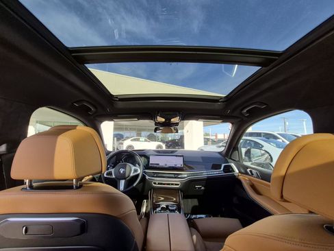 Certified 2024 BMW X7 xDrive40i w/ M Sport Package image 40