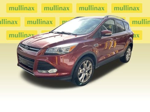 Used 2014 Ford Escape Titanium w/ Equipment Group 401A image 4