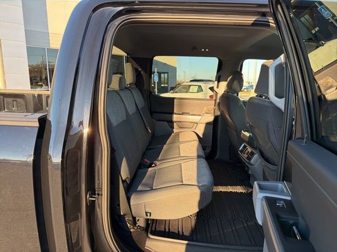 Certified 2022 Ford F150 XLT w/ Equipment Group 302A High image 17