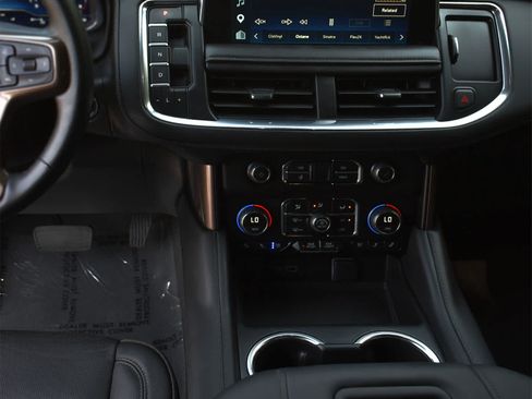 Used 2023 Chevrolet Tahoe High Country AWD/4WD image 21