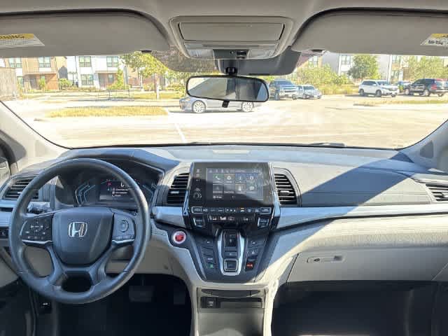 Used 2018 Honda Odyssey EX image 16