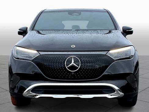 Used 2024 Mercedes-Benz EQE 350+ SUV image 3