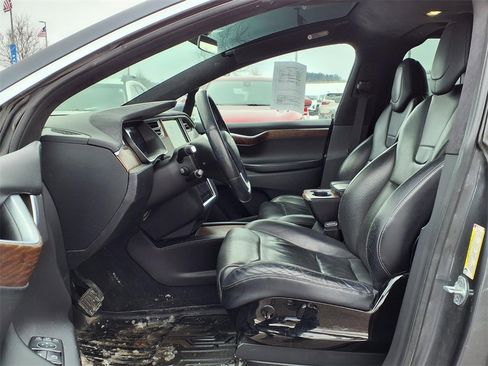 Used 2016 Tesla Model X 90D image 14