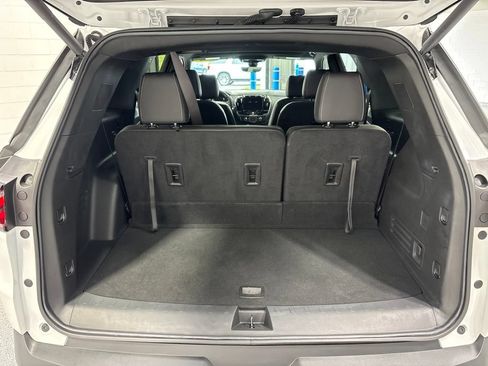Used 2023 Chevrolet Traverse LT w/ LT Premium Package AWD/4WD image 51