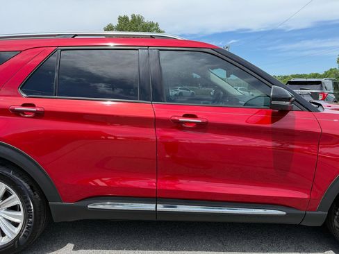 Used 2020 Ford Explorer Limited RWD image 45