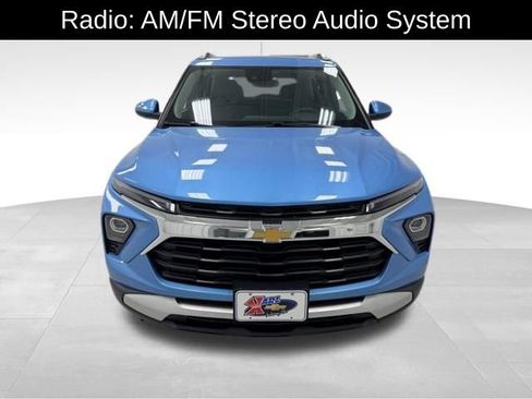 Certified 2025 Chevrolet TrailBlazer LT w/ Convenience Package FWD image 9