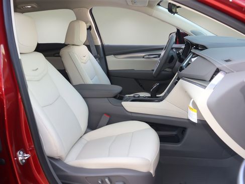 New 2026 Cadillac XT5 Premium Luxury FWD image 18