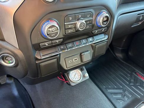 Used 2021 GMC Sierra 1500 Elevation AWD/4WD image 24
