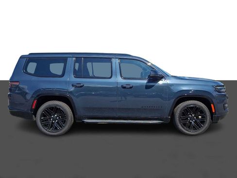Used 2023 Jeep Wagoneer Series II AWD/4WD image 7