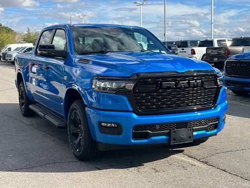 New 2026 RAM 1500 4x4 Crew Cab image 7