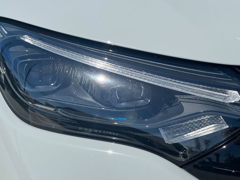 Used 2023 Mercedes-Benz EQE 500 4MATIC Sedan image 11