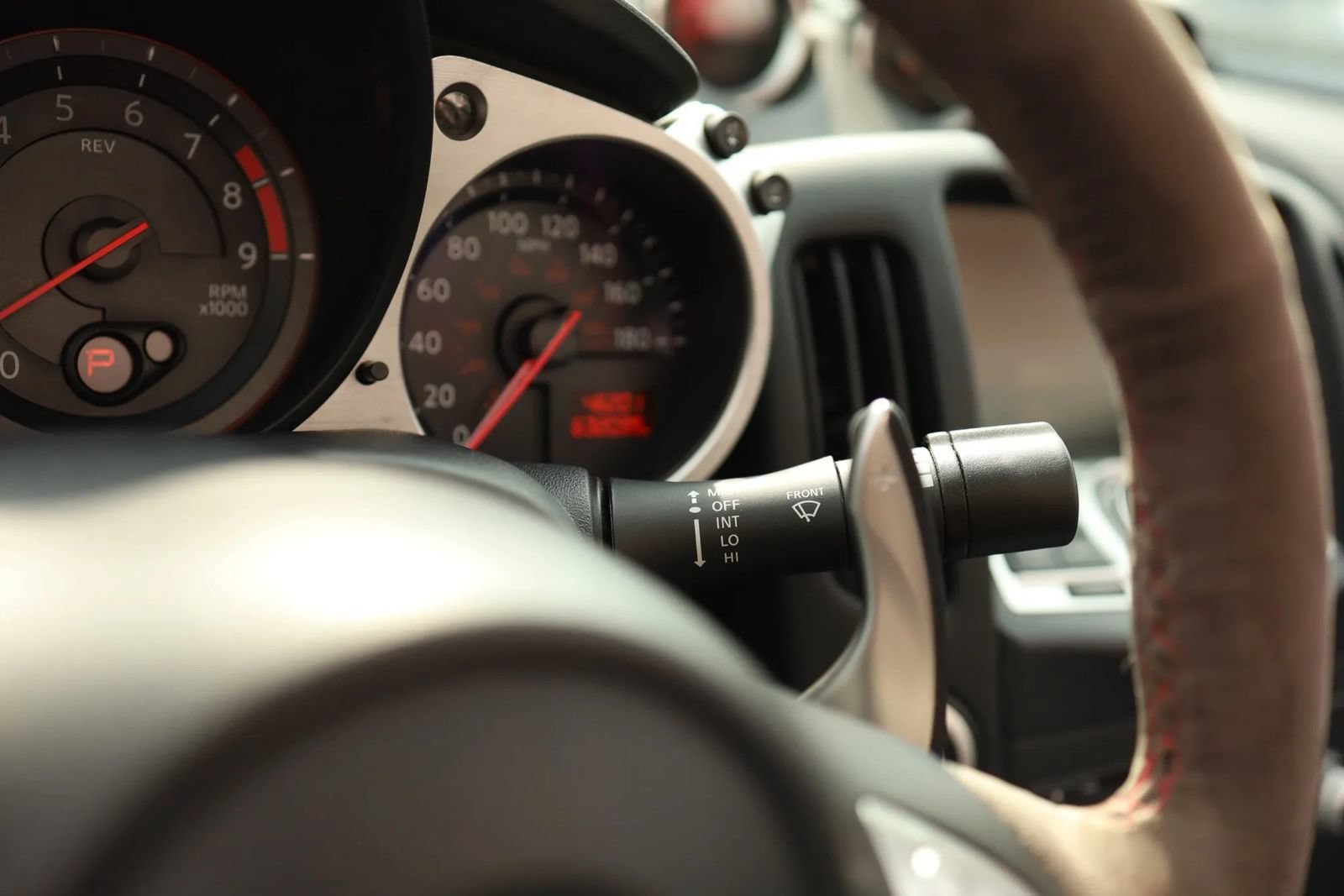 Used 2019 Nissan 370Z Touring RWD image 18