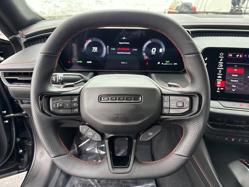 Used 2025 Dodge Charger Scat Pack w/ Track Pack image 21