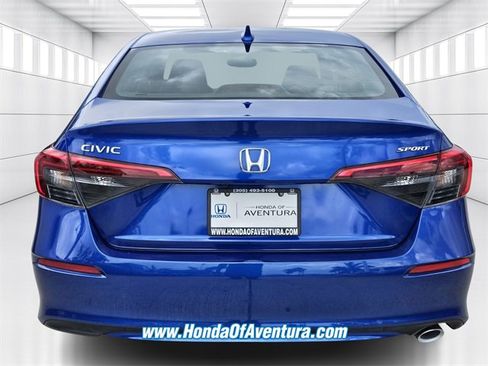Certified 2023 Honda Civic Sport image 3
