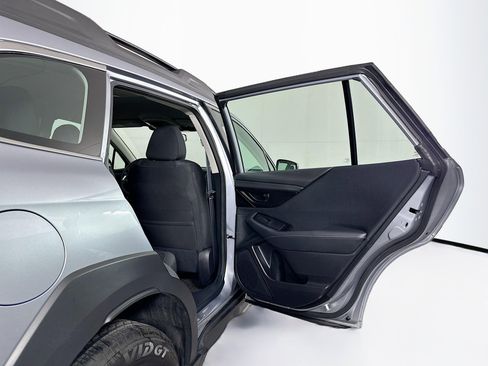 Used 2025 Subaru Outback image 27