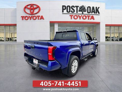 Used 2024 Toyota Tacoma SR5 AWD/4WD image 6
