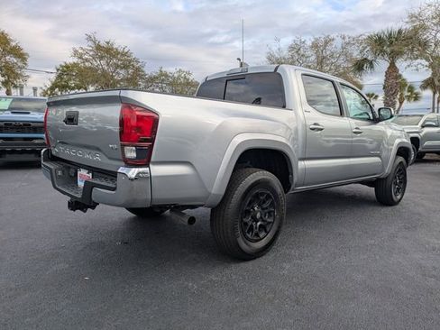 Used 2022 Toyota Tacoma SR5 image 4
